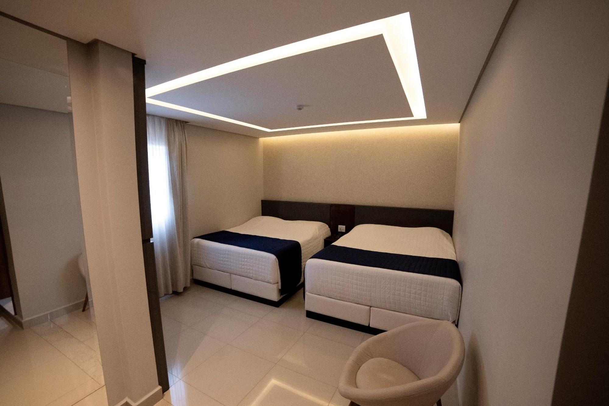 Adria Premium Hotel Guarapuava Δωμάτιο φωτογραφία